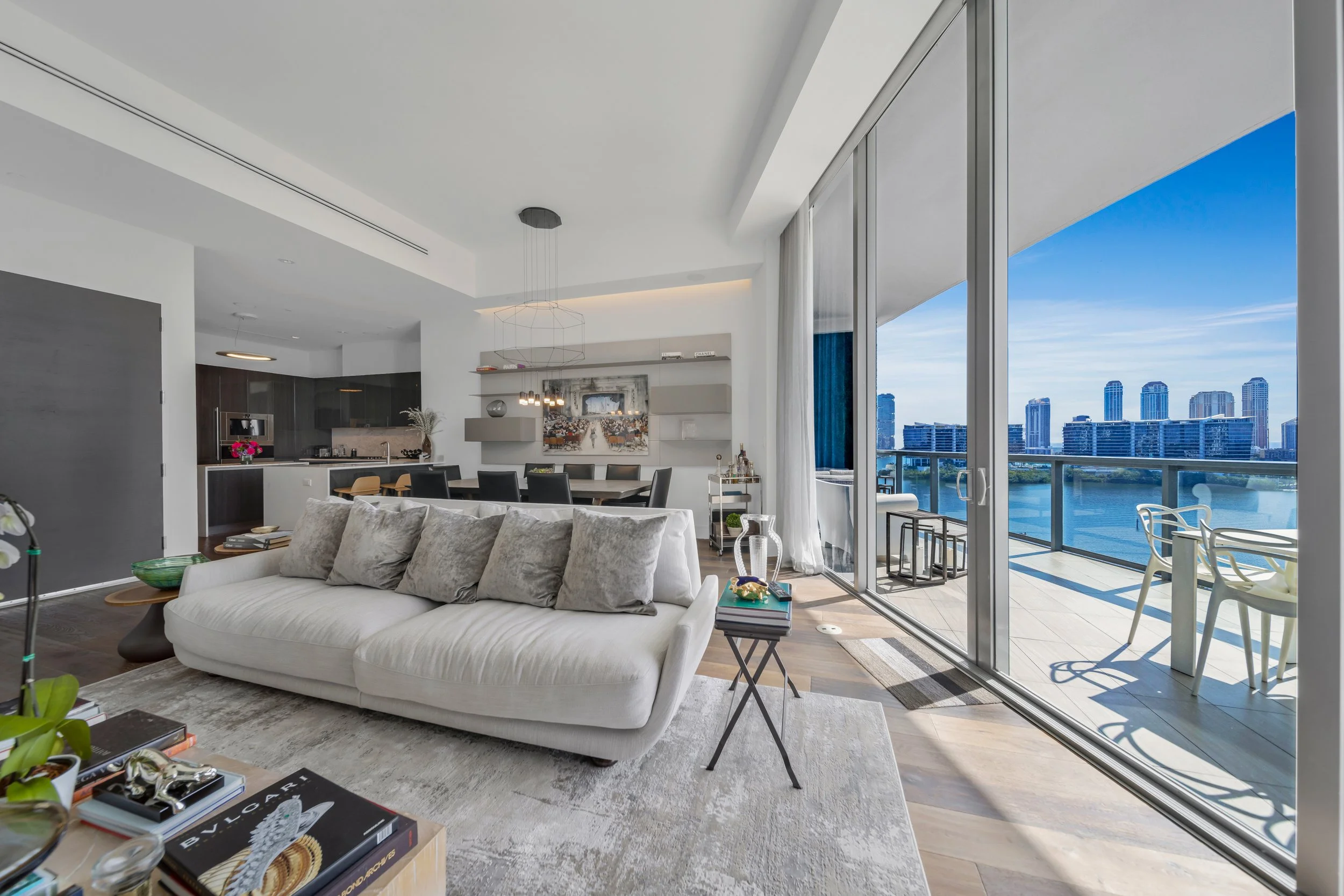 ECHOPH02 — MIA Listings